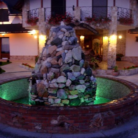 Pension La Taticu Sacalaseni Exterior photo